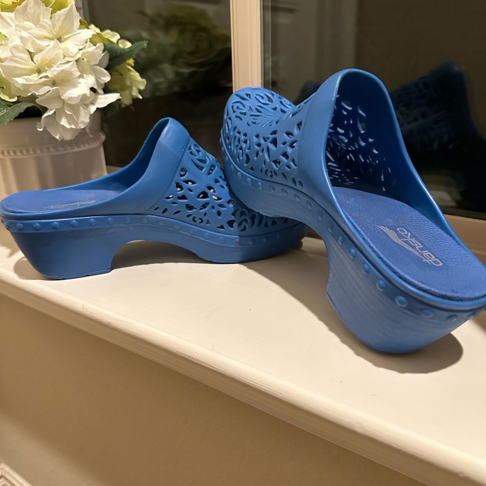 Dansko Pippa Laser Cut Out Rose Rubber
Clogs Blue
